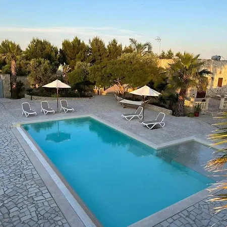 Villa Spiacious Italian Marina di Mancaversa